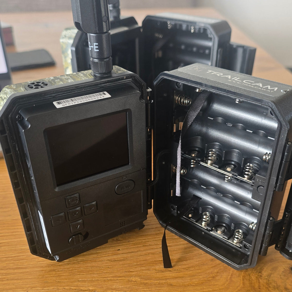 TRAILCAM NextGen V1 Bundle – Versandrückläufer | 1 Jahr Garantie