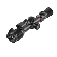 Nocpix BOLT L35R Wärmebild-Zielfernrohr schräg von vorne
