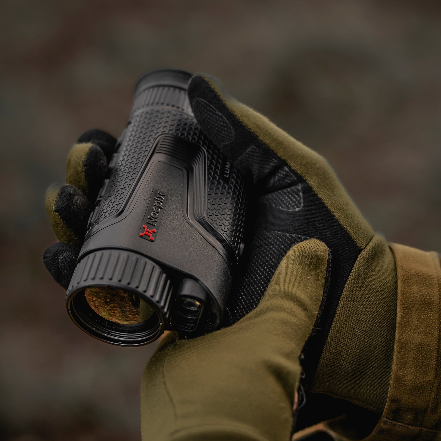 Nocpix LUMI L35R Wärmebild-Handgerät für die Jagd mit 35 mm Objektiv und Laser-Entfernungsmesser
