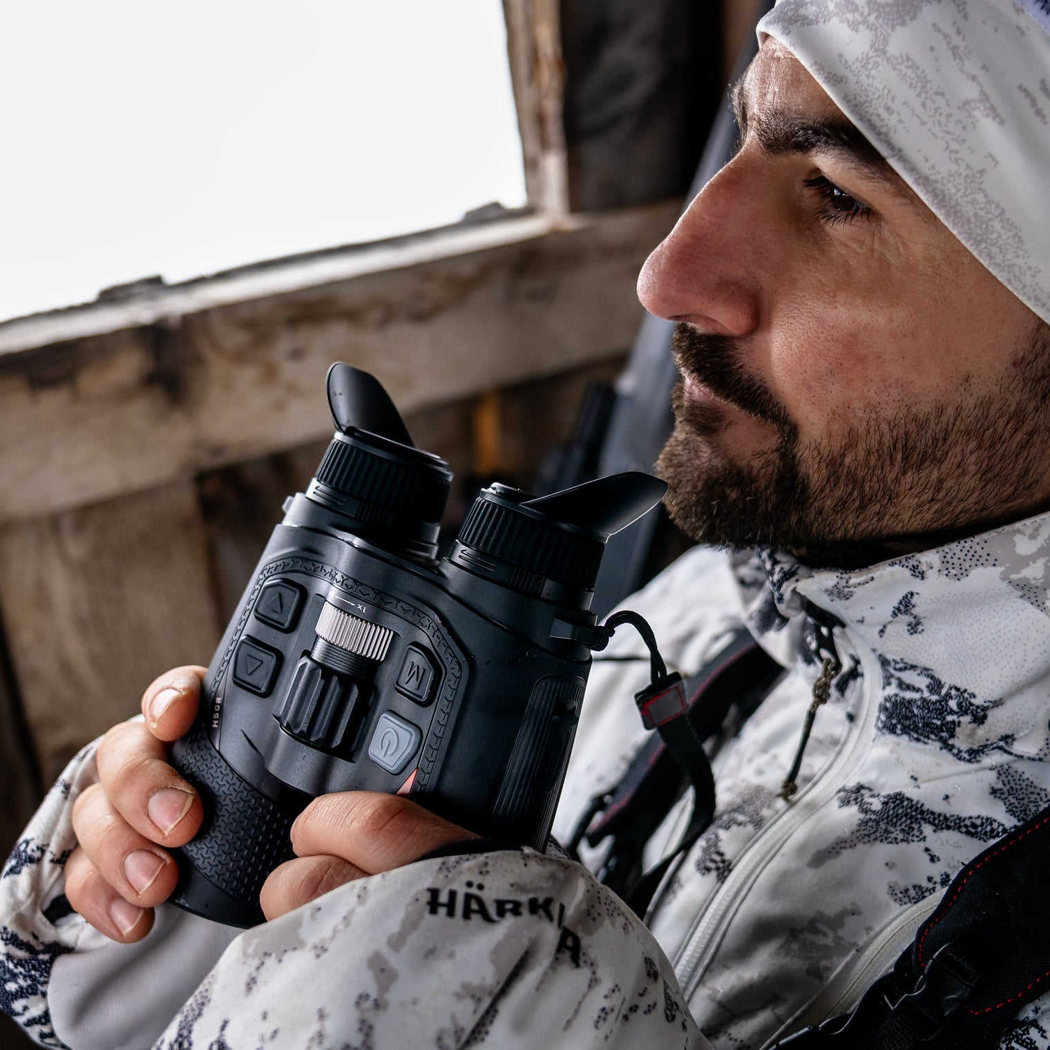 Nocpix QUEST L35R Binokular Wärmebild-Fernglas bei der Jagd