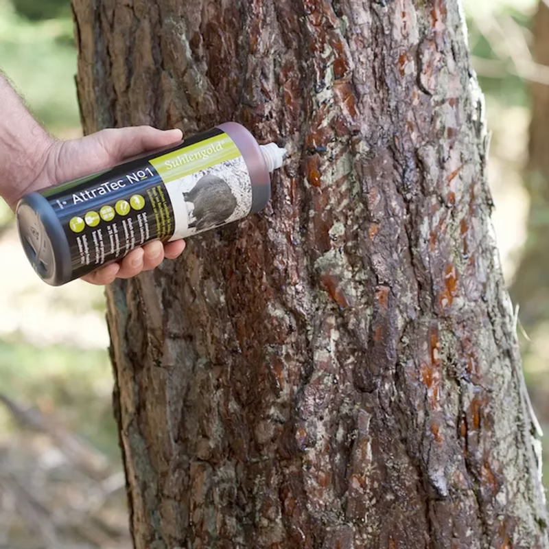 Attratec Suhlengold Lockmittel für Malbaum – Schwarzwild & Rotwild